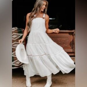 NanaMacs Elegant White Maxi Dress